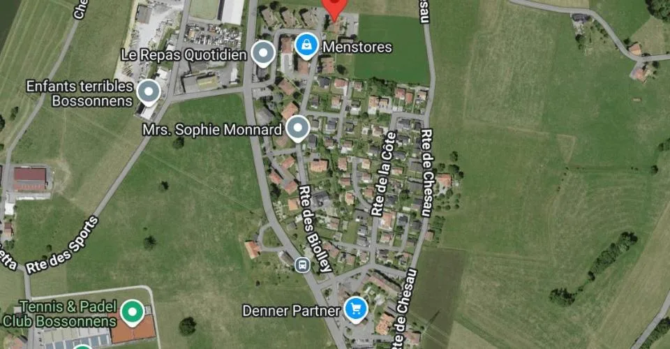 2 Places de parc intérieures à louer à Bossonnens – photo 2 sur 2