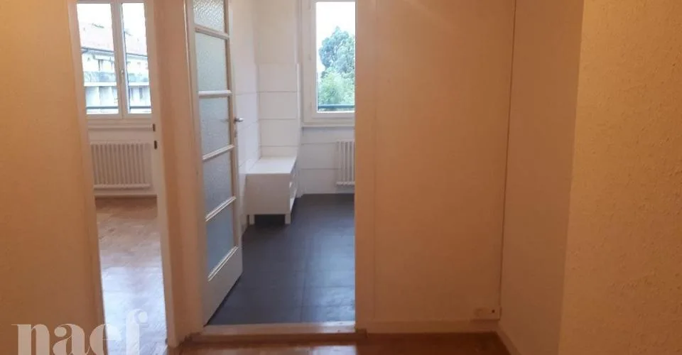 Appartement 2 pièces situé dans le quartier Voltaire – Foto 8 von 9