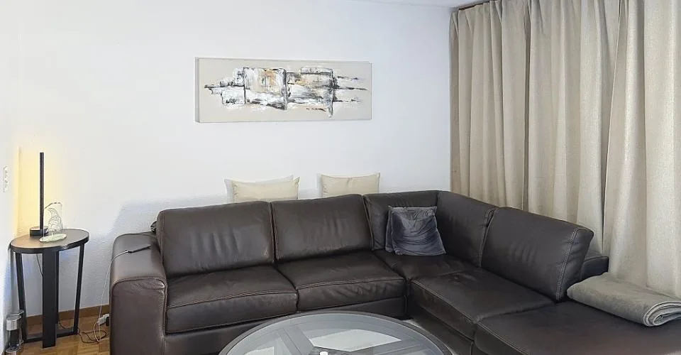 Dans un quartier calme, à louer appartement de 3,5 pièces – Foto 2 von 10