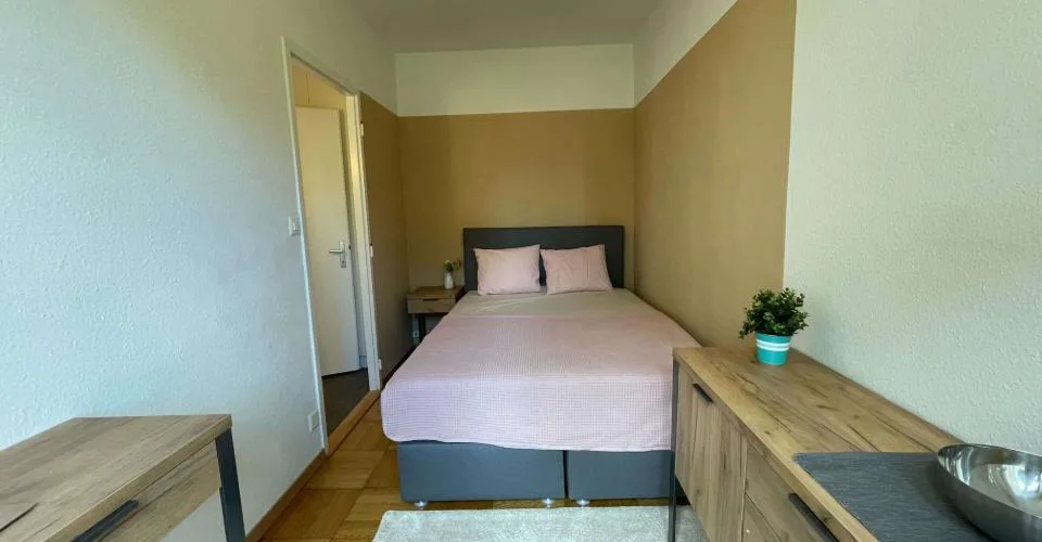 Ton nouveau chapitre commence ici - Chambre meublée, emplacement de choix – foto 8 di 20