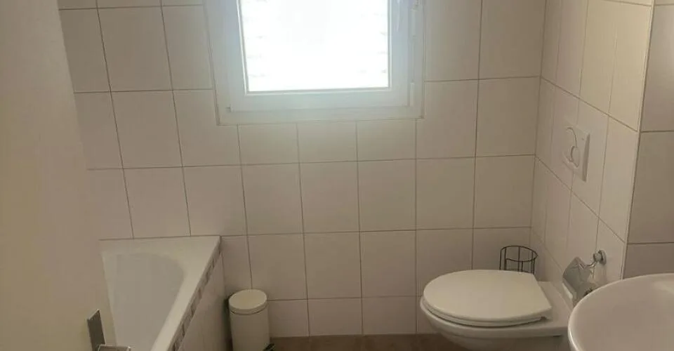 Appartement de 4.5 pièces au 1er étage – Foto 7 von 9