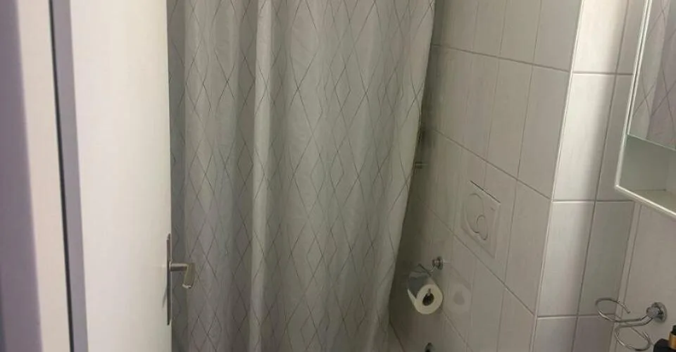 Appartement de 4.5 pièces au 1er étage – Foto 8 von 9