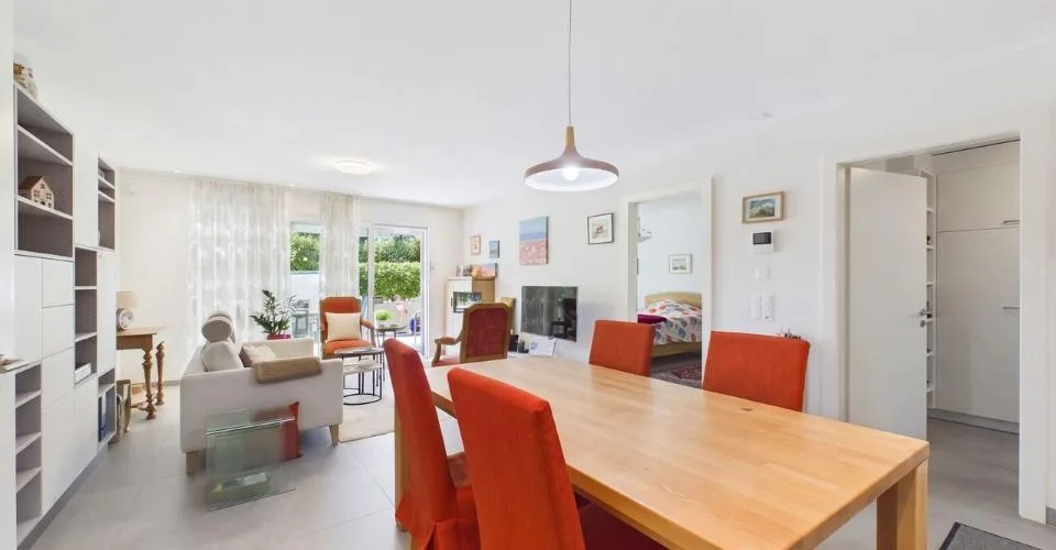 Terrasse de 27,5 m² au cœur de Sierre – Foto 8 von 8