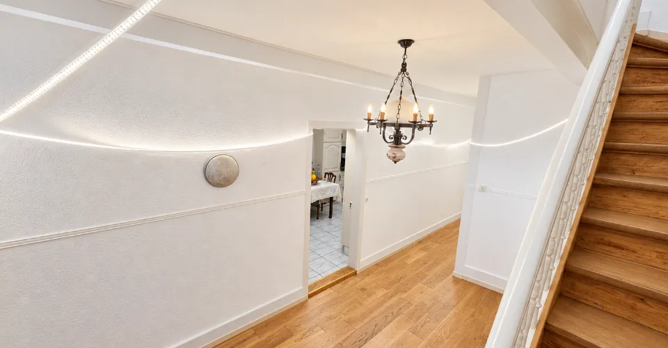 Geräumiges 8,5-Zimmer-Haus auf 4 Ebenen mit Dachterrasse in Delémont – Foto 13 von 13