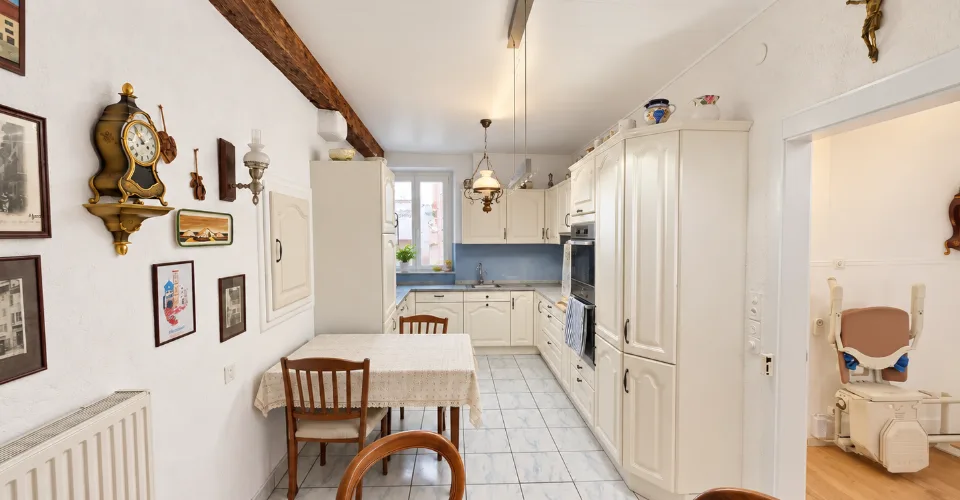 Immeuble de rendement à Delémont 4 niveaux avec potentiel commercial et résidentiel – photo 12 sur 13