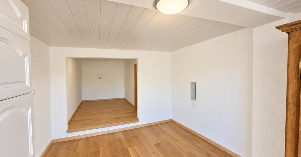 Immeuble de rendement à Delémont 4 niveaux avec potentiel commercial et résidentiel – photo 8 sur 13
