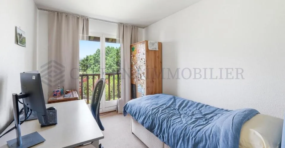 Grande villa 7 pièces avec joli jardin ensoleillé – Foto 13 von 13