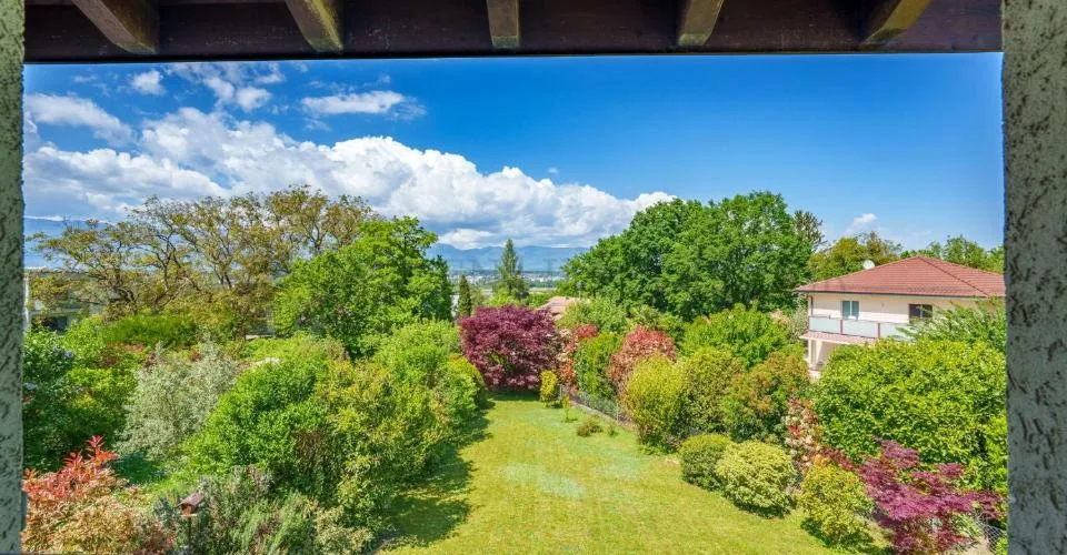 Grande villa 7 pièces avec joli jardin ensoleillé – Foto 5 von 13