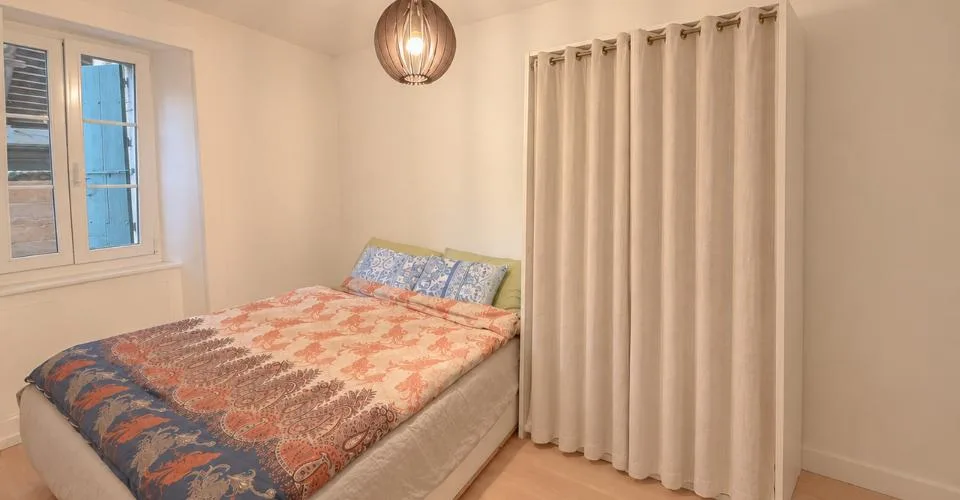 Maison villageoise rénovée au cœur de Bonvillars avec garage – foto 8 di 13