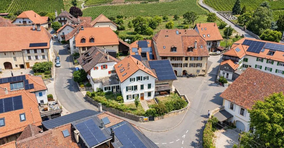 Maison villageoise rénovée au cœur de Bonvillars avec garage – foto 2 di 13