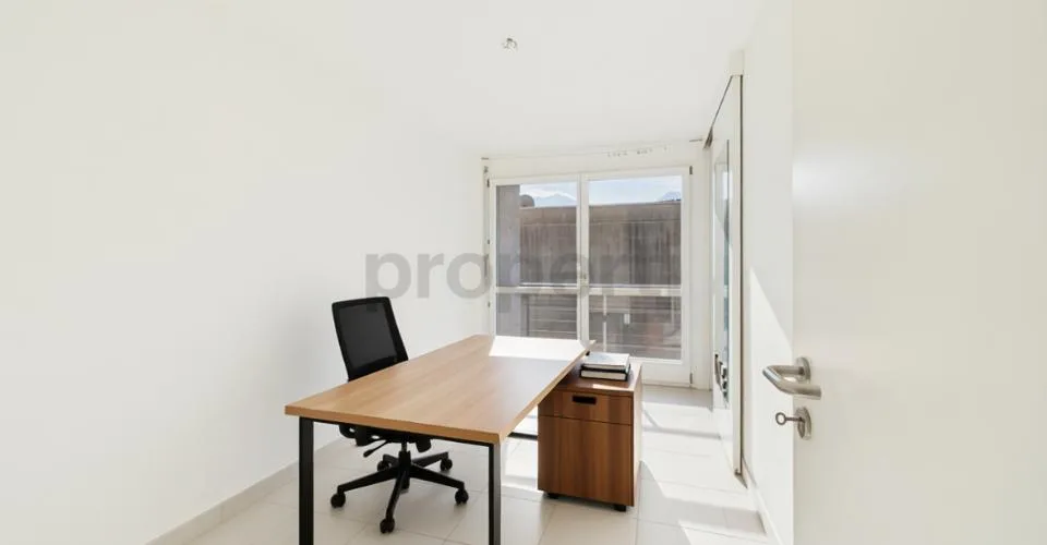 Vendiamo bellissima, generosa casa a Brione sopra Minusio con piscina e giardino. ( No vista Lago) – Foto 8 von 13