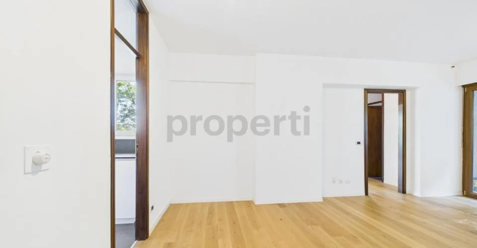 Splendido Appartamento rinnovato 3.5 locali con vista lago – photo 9 of 13