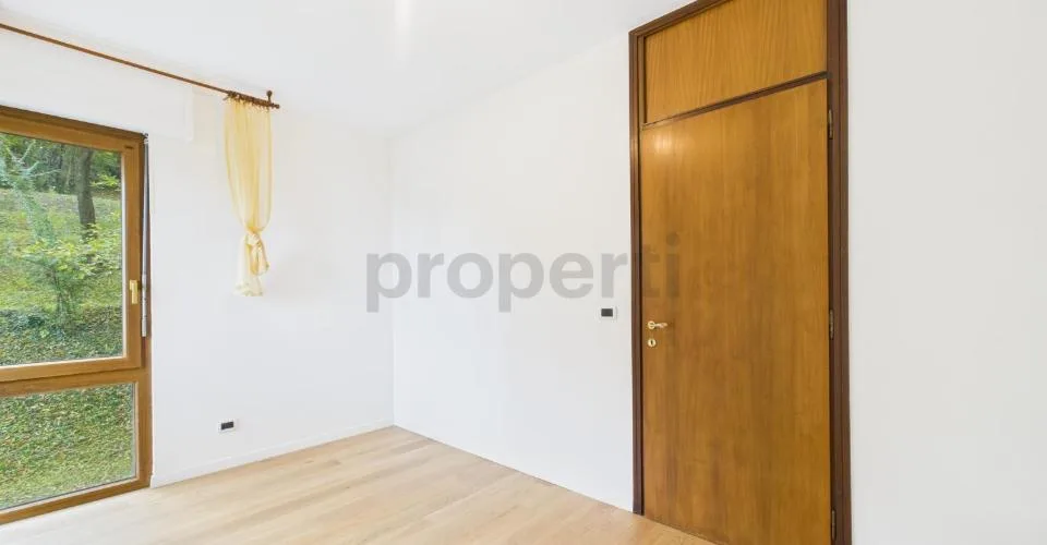 Splendido Appartamento rinnovato 3.5 locali con vista lago – photo 4 of 13