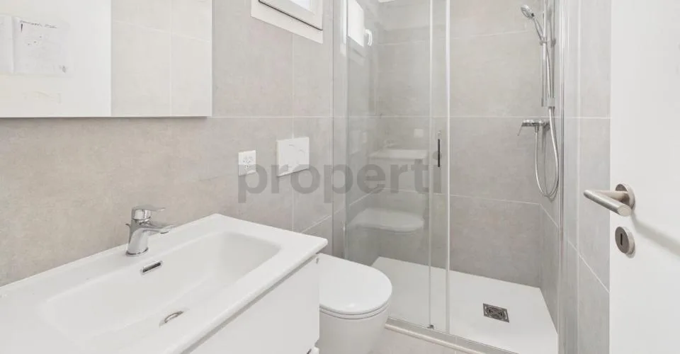 Moderno appartamento 3.5 locali nuova costruzione a Biasca – Foto 9 von 13