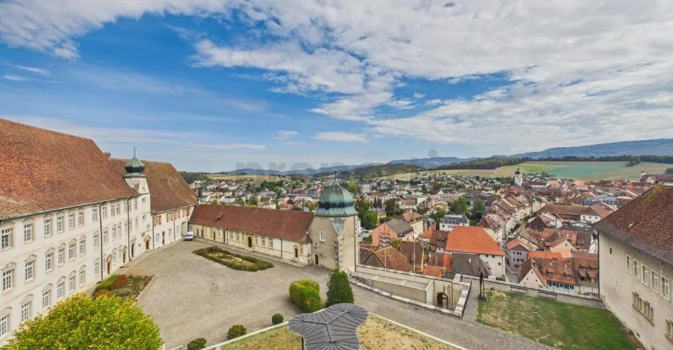 Immeuble mixte au cSur de la vieille ville de Porrentruy : rénovation complète en cours, livraison clé en main – photo 6 sur 8