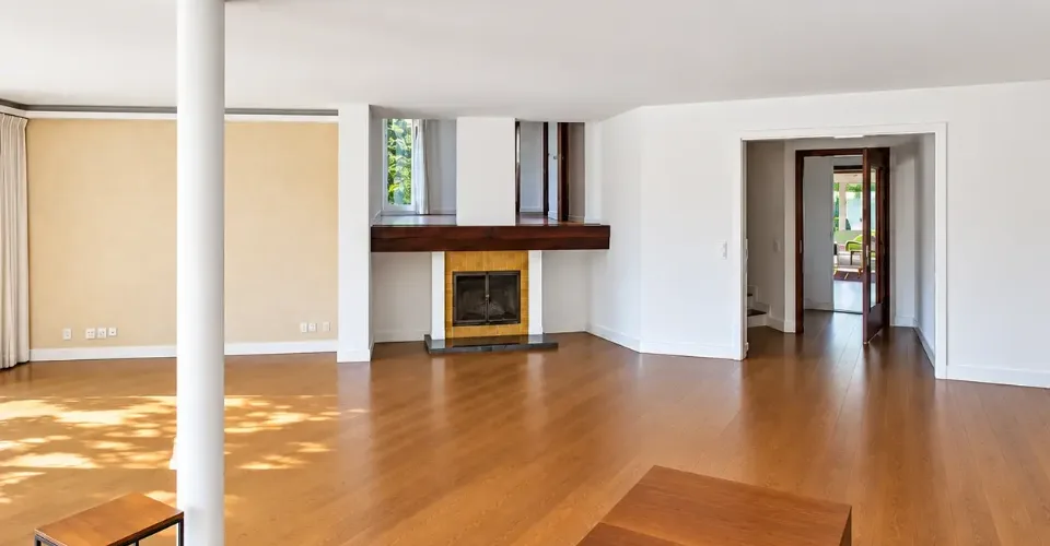 Maison familiale en demi-niveaux avec jardin arboré – photo 5 sur 15