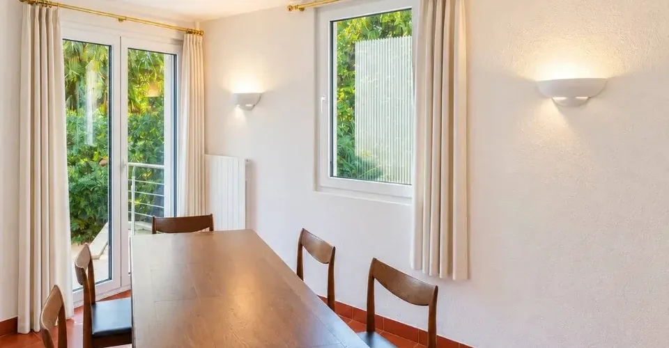 Maison familiale en demi-niveaux avec jardin arboré – photo 6 sur 15