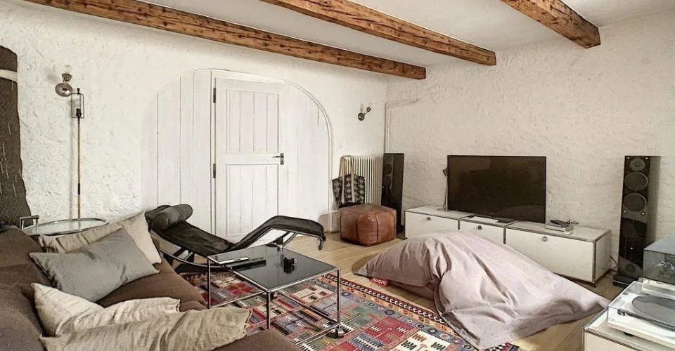 BELLE MAISON CONTIGUË DE 7 PIÈCES À ANIÈRES – foto 5 di 7