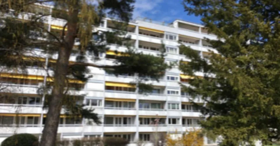 MAGNIFIQUE APPARTEMENT 5,5 PIÈCES – Foto 10 von 11