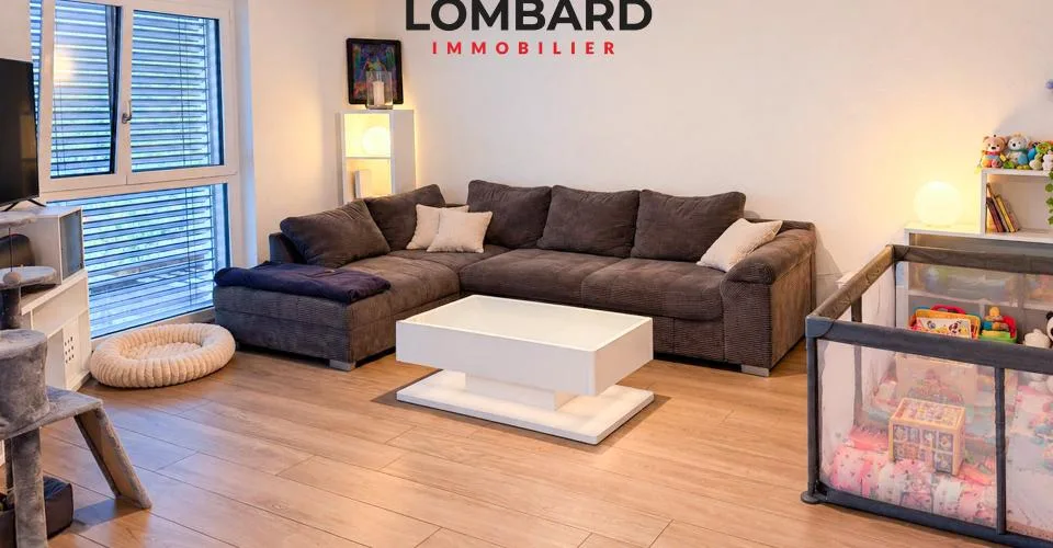 ***RÉSERVÉ*** Spacieux appartement de 3.5 pièces au 1er étage – foto 2 di 8