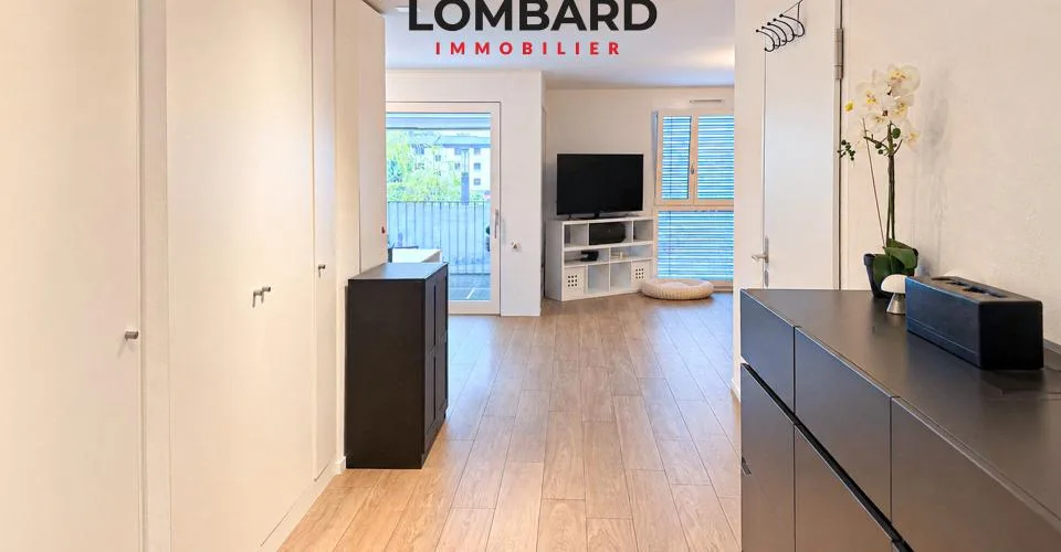 ***RÉSERVÉ*** Spacieux appartement de 3.5 pièces au 1er étage – foto 4 di 8