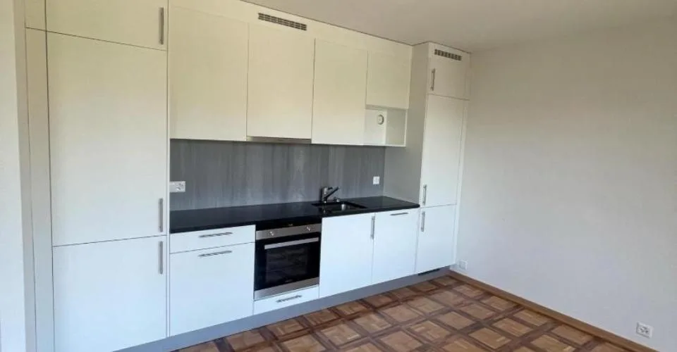 À LOUER - appartement de 2.5 pièces au 2ème étage avec balcon à Pully – photo 3 sur 6