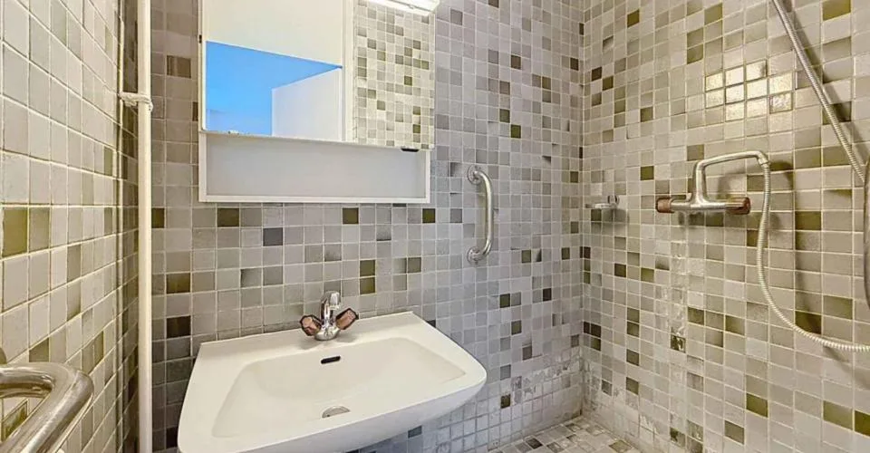Villa jumelle de 9 pièces avec jardin clos à Thônex – foto 10 di 11