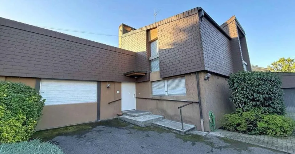 Villa jumelle de 9 pièces avec jardin clos à Thônex – foto 11 di 11