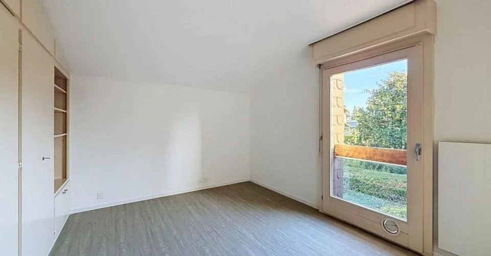 Villa jumelle de 9 pièces avec jardin clos à Thônex – foto 8 di 11