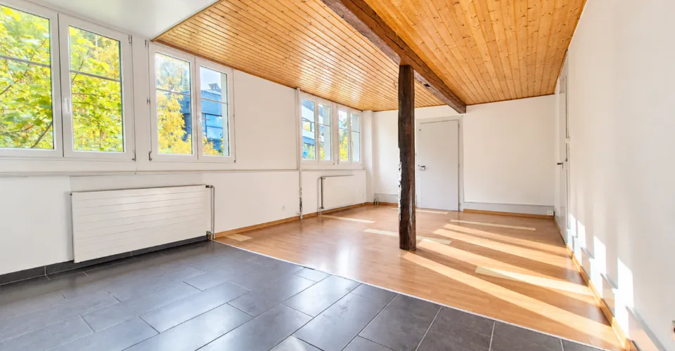 Chaleureux appartement de 4.5 pièces au centre-ville – photo 3 sur 11