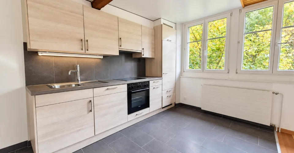 Chaleureux appartement de 4.5 pièces au centre-ville – photo 2 sur 11