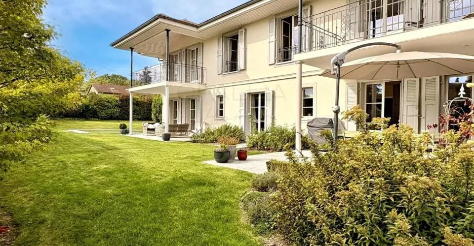 Elegant family home with pool in a quiet setting, Commugny – photo 13 of 13