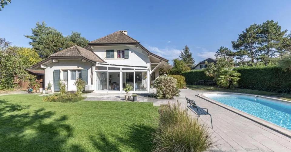 Villa familiale avec piscine – Foto 3 von 3