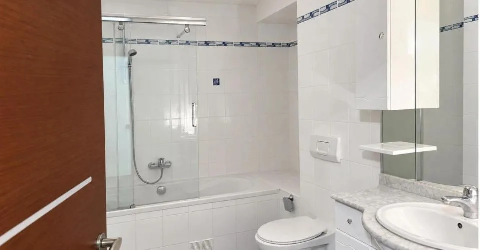 Spacieux appartement au centre de Montreux ? Face au lac ? Vente autor – photo 7 sur 12