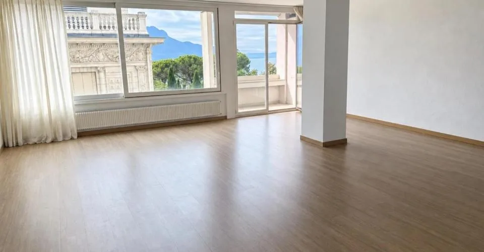 Spacieux appartement au centre de Montreux ? Face au lac ? Vente autor – photo 4 sur 12