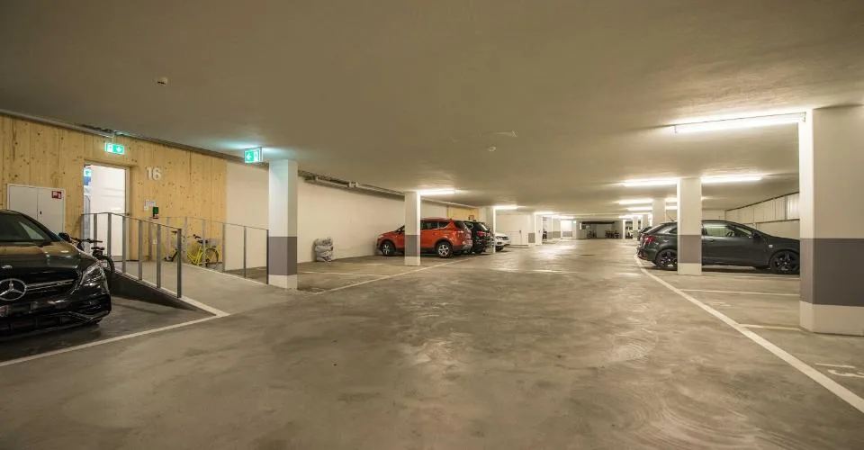 Benötigen Sie noch einen Platz für Ihr Motorrad? Dann sind Sie hier richtig! – Foto 2 von 2