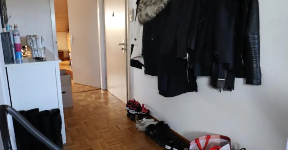 Bel appartement de 5,5 pièces (2ème étage, 144 m²) – Rue du Bourg 22 à Étagnières – Foto 10 von 19