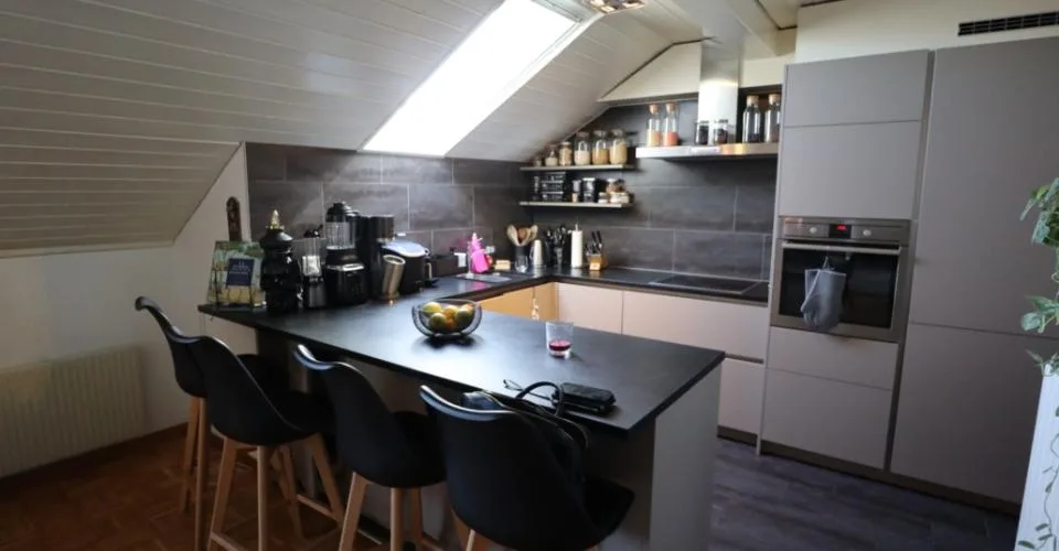 Bel appartement de 5,5 pièces (2ème étage, 144 m²) – Rue du Bourg 22 à Étagnières – Foto 7 von 19