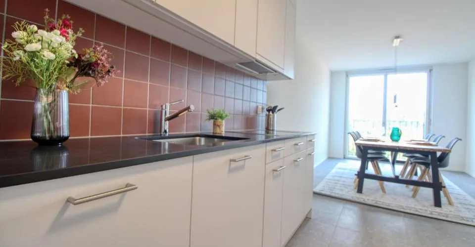 Appartement vivant spacieux à Crissier avec balcon privé – Foto 24 von 27