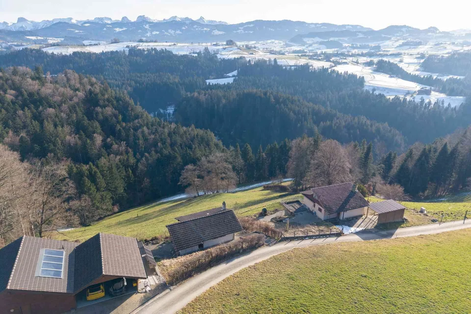 Kopie Kleines rustikales Ferienhaus im Naturpark Gantrisch – foto 11 di 13