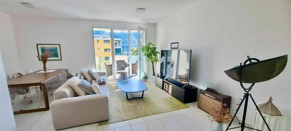 Moderno appartamento 3.5 a Balerna con vista