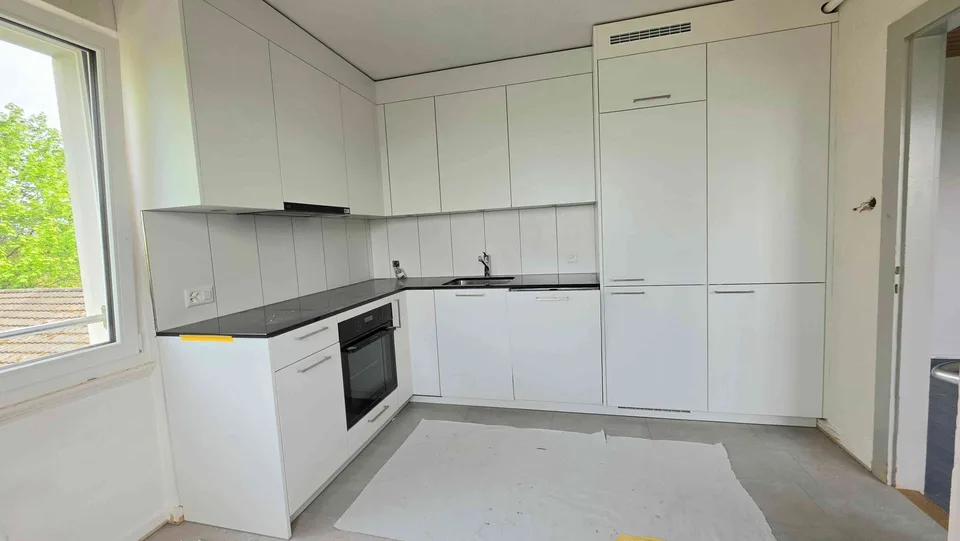 3.5 Zimmer-Wohnung 1.OG Ost mit Seesicht und Terrasse