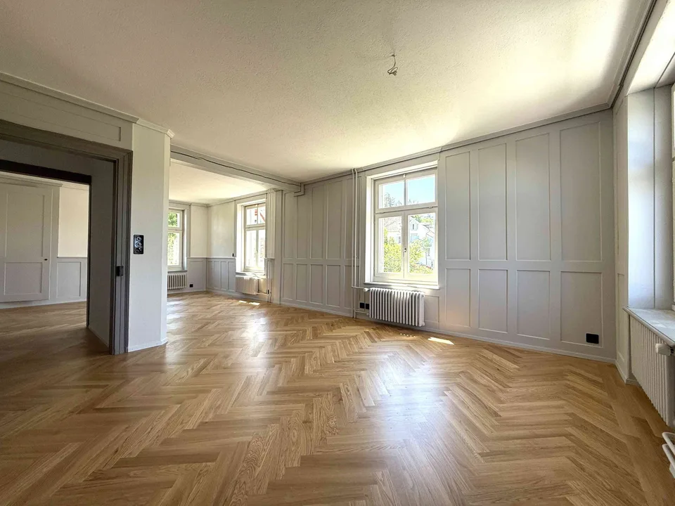 Wohntraum an bester Lage  | renovierte 3.5-ZWG mit schöner Weitsicht