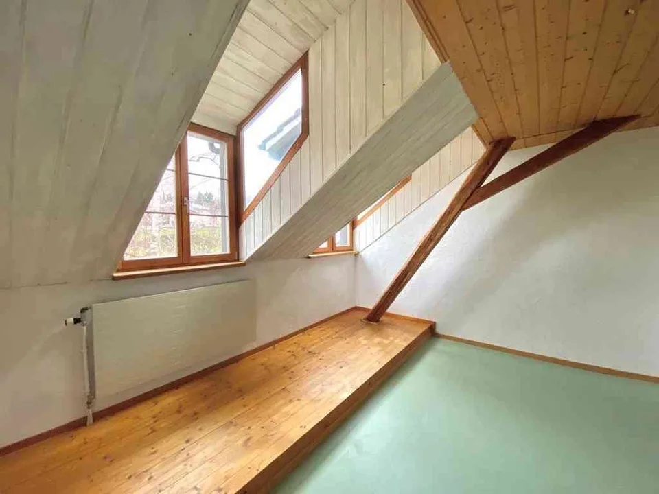 Sehr helle und grosszügige 5 Zimmer Dachwohnung – foto 14 di 22