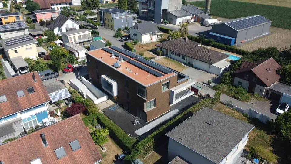 2 EXKLUSIVE EIGENTUMSWOHNUNGEN MIT EINSTELLHALLE