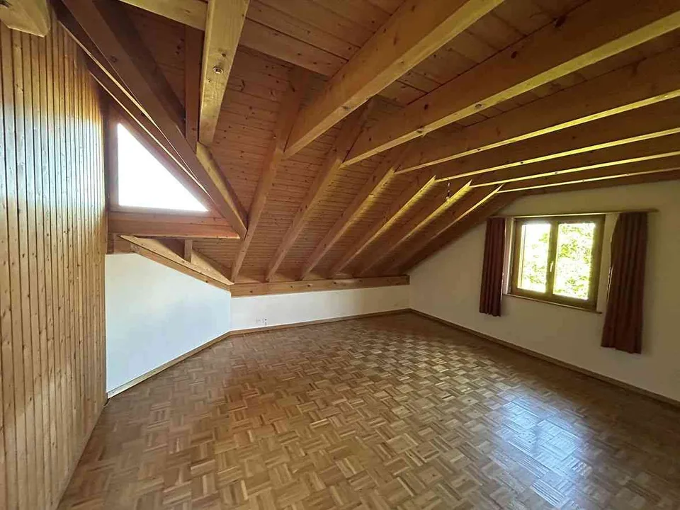 5.5-Zimmer-Einfamilienhaus mit grossem Grundstück – photo 7 sur 21