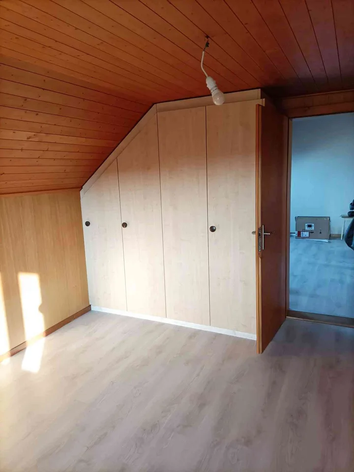 3 -Zimmer Dachwohnung