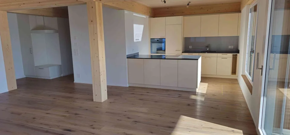 Exklusive 3.5-Zimmer | 100m² | 50m² Garten | Rigiblick | Baar