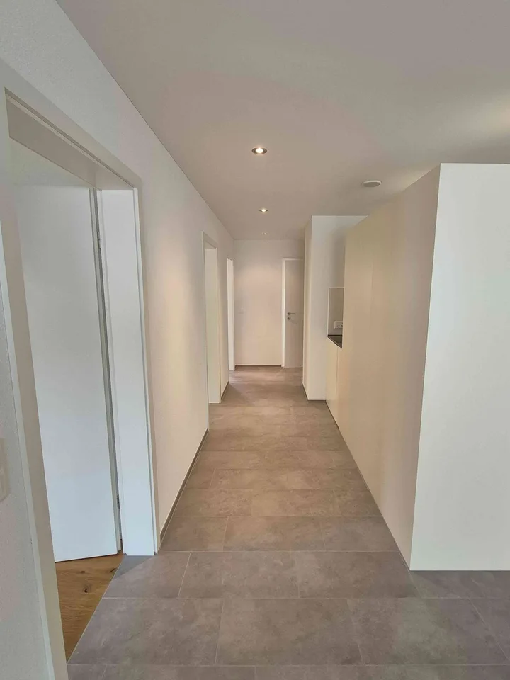 Moderne 3.5-Zimmer-Wohnung in Niederhelfenschwil – sonnig, ruhig und komfortabel