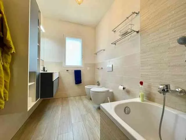 Modernes Apartment 3.5 in Lema Curio mit privatem Garten